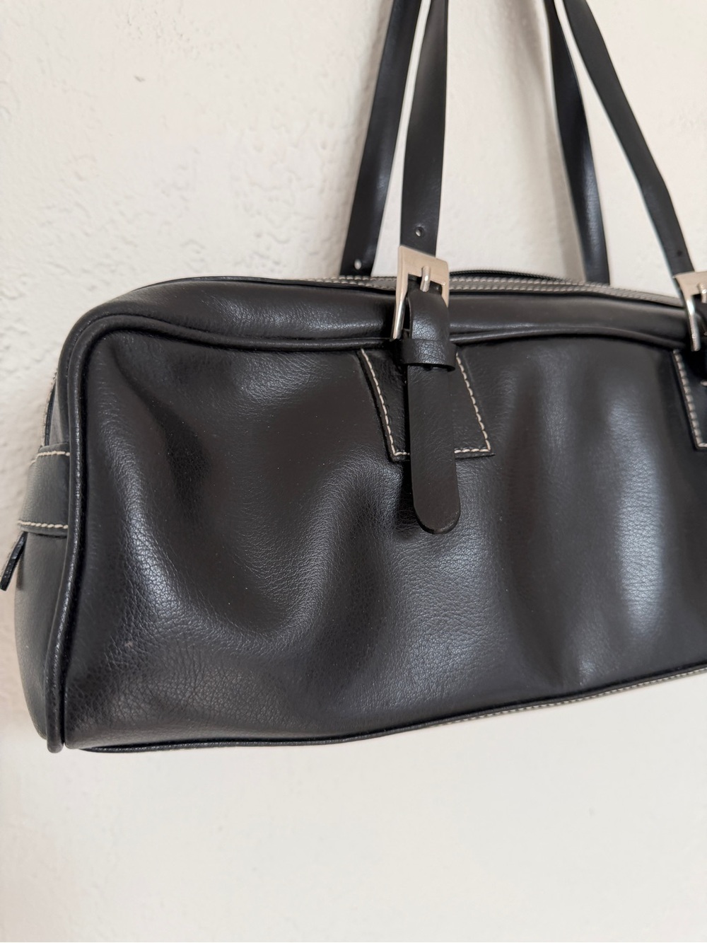 SONDRA ROBERTS structured black leather baguette shoulder bag - Picture 2 of 6